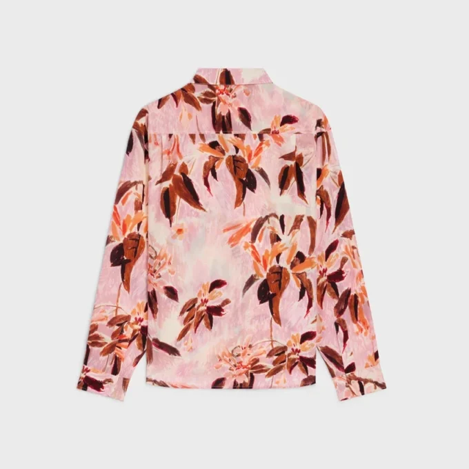 Avslappnad skjorta i crepe de chine Avslappnad skjorta i crepe de chine
