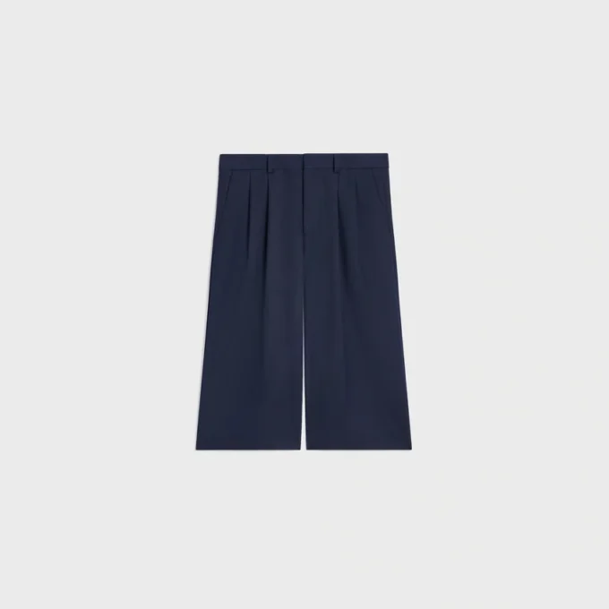 Bermudashorts i bomull och ullgabardin Bermudashorts i bomull och ullgabardin