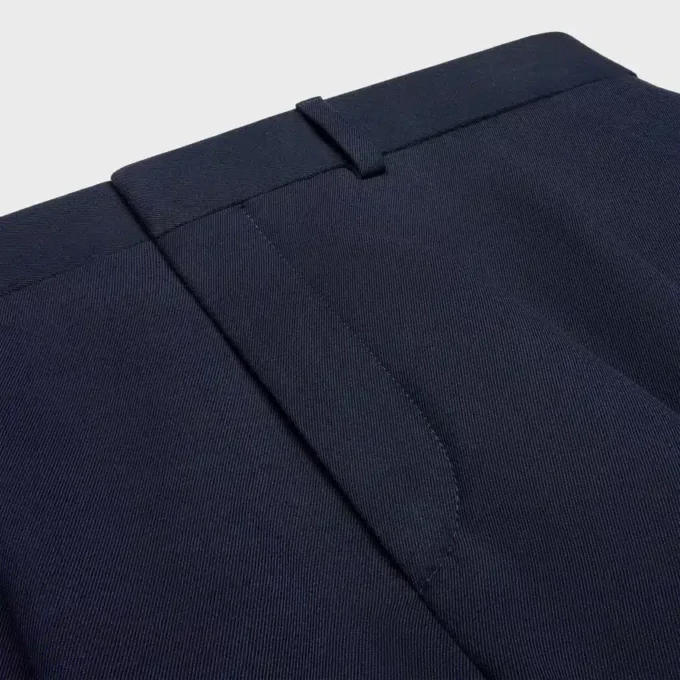 Bermudashorts i bomull och ullgabardin Bermudashorts i bomull och ullgabardin