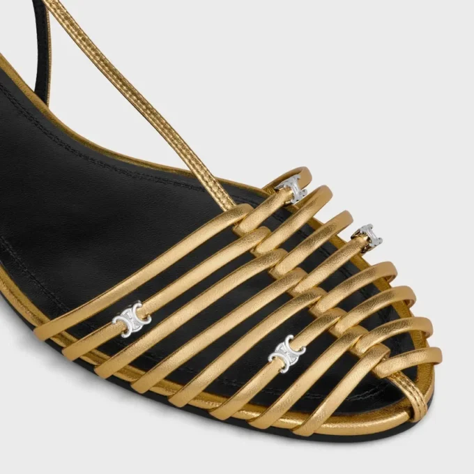 Cage Flat Sandal i laminerat lammskinn Cage Flat Sandal i laminerat lammskinn