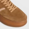 CELINE – Block-sneakers med Triomphe-bakstycke och kilklack i mocka och kalvskinn CELINE – Block-sneakers med Triomphe-bakstycke och kilklack i mocka och kalvskinn