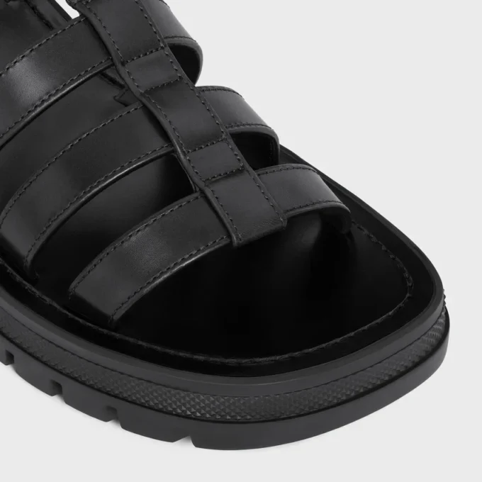 Celine Clea Triomphe gladiatorsandal i kalvskinn – vegetabiliskt garvat