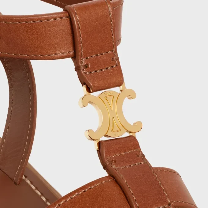 Celine Clea Triomphe-sandal i kalvskinn – vegetabiliskt garvat Celine Clea Triomphe-sandal i kalvskinn – vegetabiliskt garvat