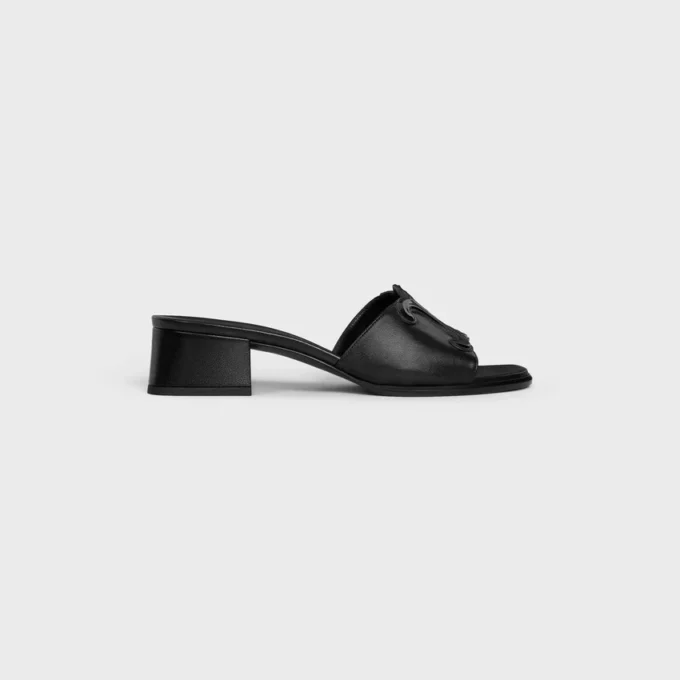 CELINE Clemence-mule i lammskinn och lackat kalvskinn CELINE Clemence-mule i lammskinn och lackat kalvskinn