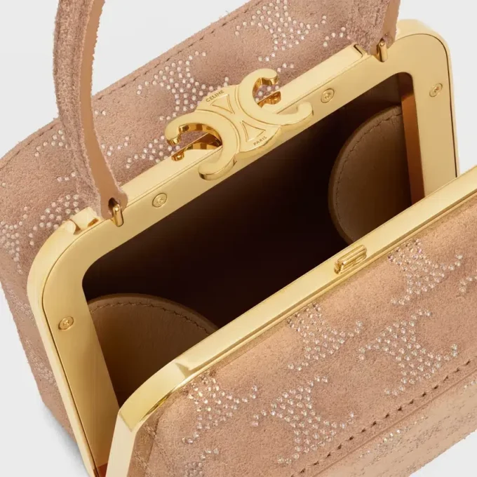 CELINE Lana Minaudiere i mocka av kalvskinn med Triomphe Strass CELINE Lana Minaudiere i mocka av kalvskinn med Triomphe Strass