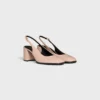 CELINE Lily Perforated Triomphe Slingback i lackat kalvskinn CELINE Lily Perforated Triomphe Slingback i lackat kalvskinn