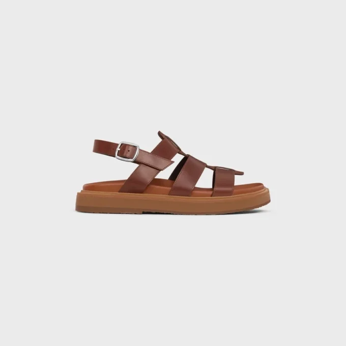 CELINE Tippi-sandal i kalvskinn – vegetabiliskt garvat CELINE Tippi-sandal i kalvskinn – vegetabiliskt garvat