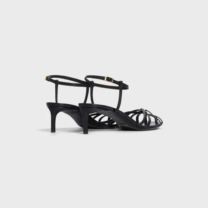 CELINE Triomphe-sandal i lammskinn CELINE Triomphe-sandal i lammskinn