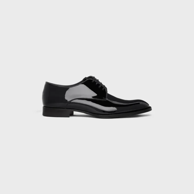 CELINE Tuxedo Derby i lackat kalvskinn