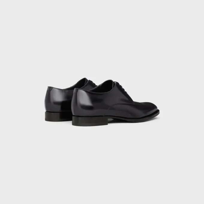 CELINE Tuxedo Derby i polerat tjurläder CELINE Tuxedo Derby i polerat tjurläder