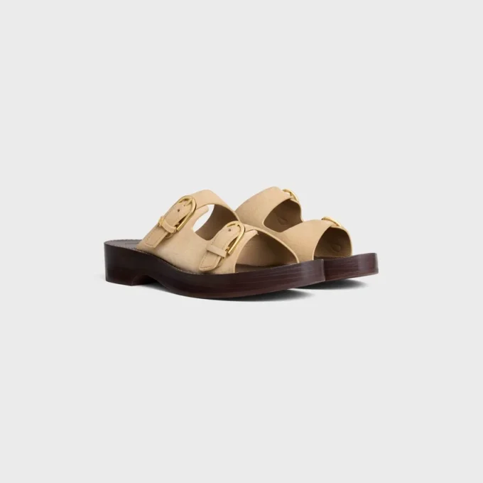 Cleo – sandal med dubbla remmar i mocka av kalvskinn Cleo – sandal med dubbla remmar i mocka av kalvskinn