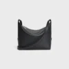 Crossbody-väska Harry i kornat kalvskinn Crossbody-väska Harry i kornat kalvskinn