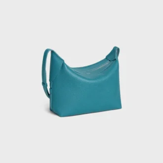 Crossbody-väska Harry i kornat kalvskinn