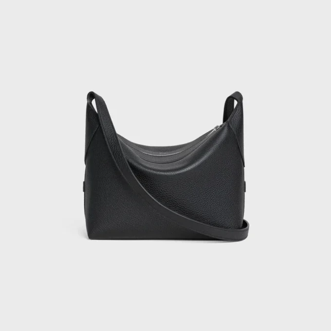Crossbody-väska Harry i kornat kalvskinn Crossbody-väska Harry i kornat kalvskinn