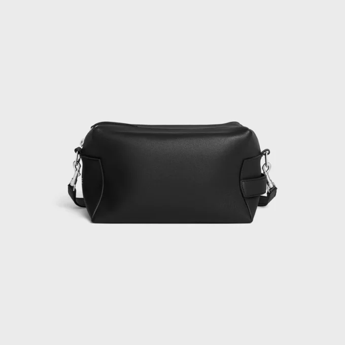 Crossbody-väska Take Away i slätt kalvskinn