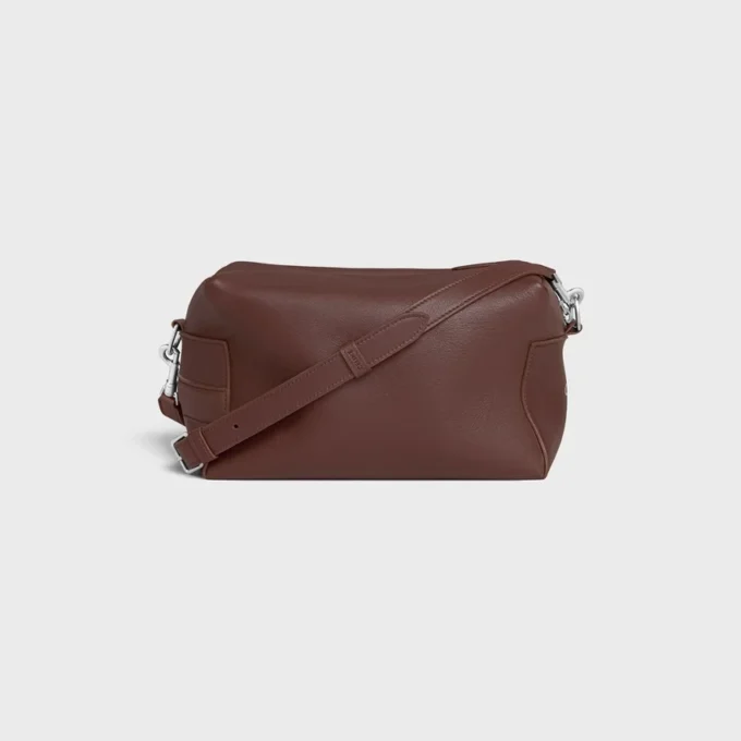 Crossbody-väska Take Away i slätt kalvskinn