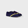 De platta sneakersen i grosgrain, sammet, kalvskinn och lammskinn De platta sneakersen i grosgrain, sammet, kalvskinn och lammskinn