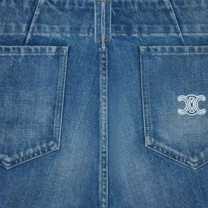 Flare Jeans 002 i lätt bomullsdenim