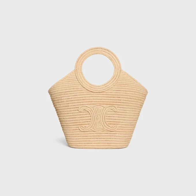 Flätad väska i raffia