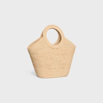 Flätad väska i raffia