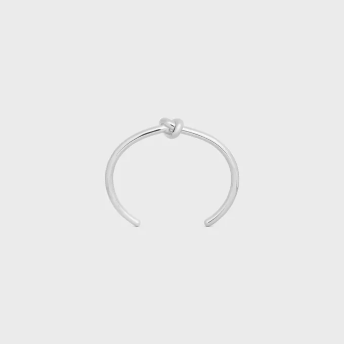 Knot Cuff i mässing med rodiumfinish Knot Cuff i mässing med rodiumfinish