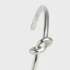 Knot extra tunt armband i mässing med rodiumfinish