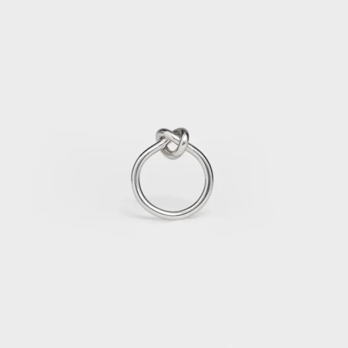 Knotring i mässing med rodiumfinish Knotring i mässing med rodiumfinish