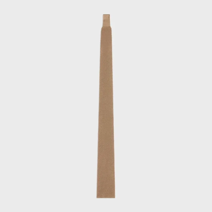Knytband i silkesstickat