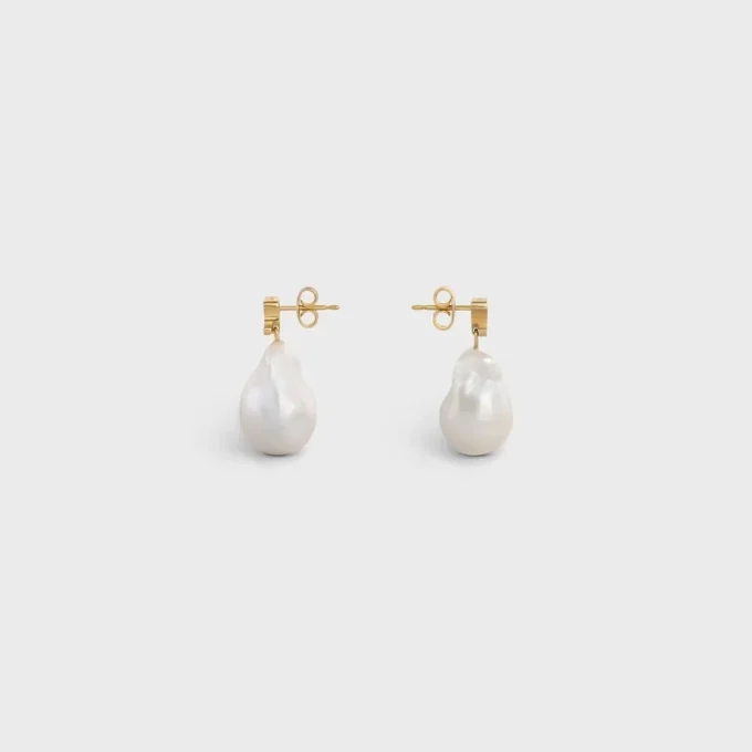 Les Perles CELINE Baroque Örhängen i mässing med guldfinish och odlade pärlor Les Perles CELINE Baroque Örhängen i mässing med guldfinish och odlade pärlor