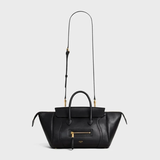 Liten luggage i mjukt, glansigt lammskinn Liten luggage i mjukt, glansigt lammskinn