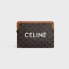 Liten påse med rem Cuir Triomphe i Triomphe Canvas med CELINE-tryck