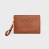 Liten väska med rem Cuir Triomphe i slätt kalvskinn
