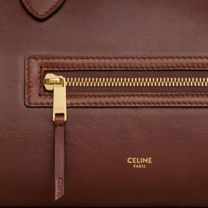 Luggage i mjukt, glansigt lammskinn