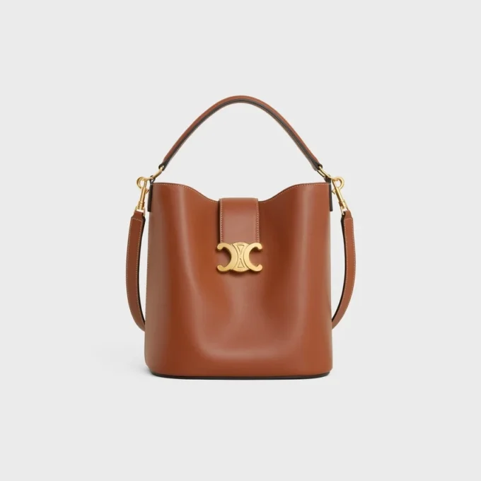 Medium Bucket Louise i slätt kalvskinn