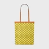 Medium Flat Shopper i Triomphe Canvas Medium Flat Shopper i Triomphe Canvas