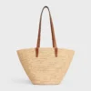 Medium Supple CELINE Classic Panier i raffia och kalvskinn Medium Supple CELINE Classic Panier i raffia och kalvskinn