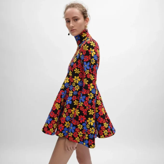 Midiklänning i polyamidjacquard Midiklänning i polyamidjacquard