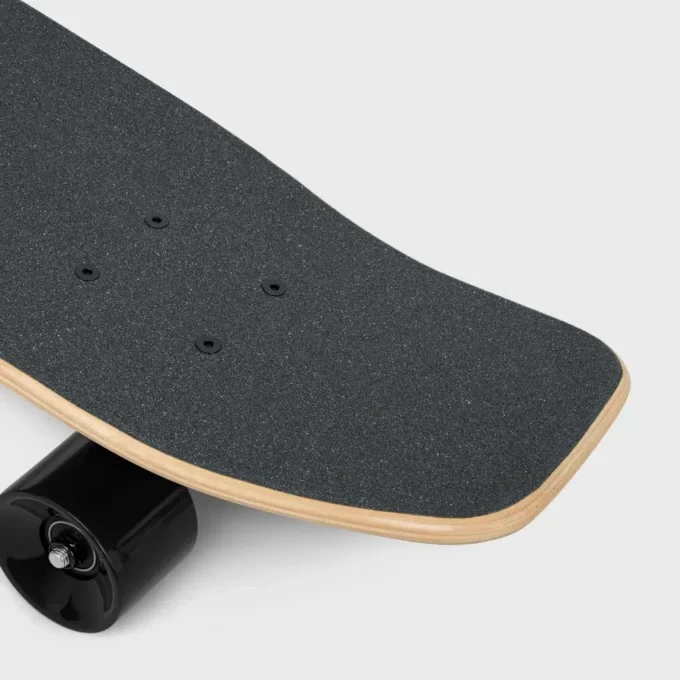 Mini-cruiser i trä med CELINE-tryck