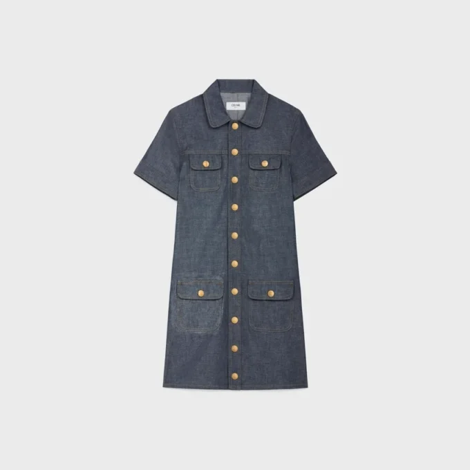Miniklänning i råtvättad denim Miniklänning i råtvättad denim