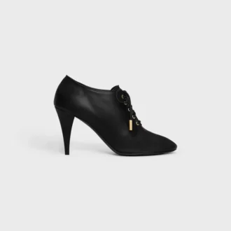 Mjuk oxford-ballerina med snörning och klack i kalvskinn – vegetabiliskt garvat