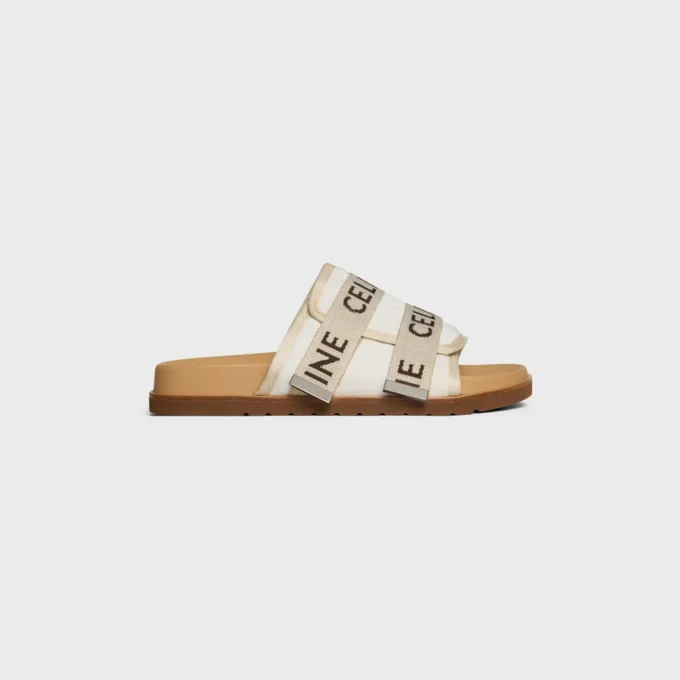 Pitea-sandal i canvas med « CELINE »-jacquard