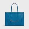 Platt luggage i glansigt kalvskinn Platt luggage i glansigt kalvskinn
