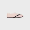 Platta sneakers i grosgrain, sammet, getskinn och lammskinn Platta sneakers i grosgrain, sammet, getskinn och lammskinn