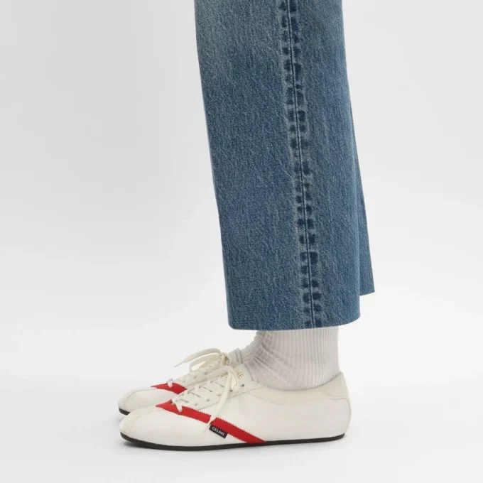 Platta sneakers i grosgrain, sammet, getskinn och lammskinn Platta sneakers i grosgrain, sammet, getskinn och lammskinn