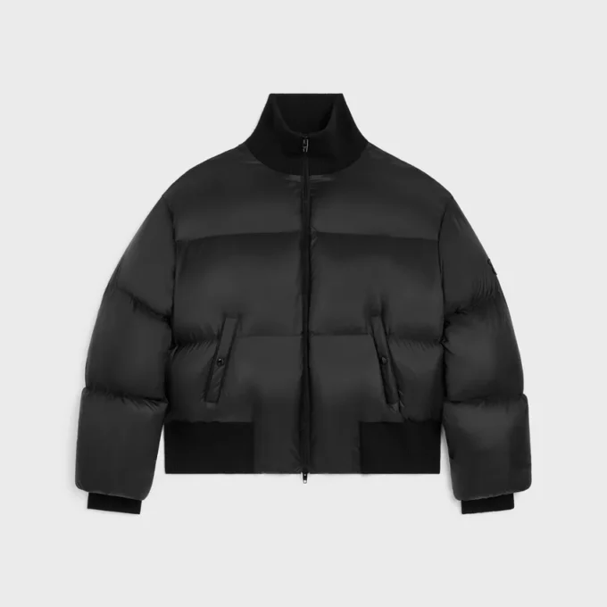 Pufferjacka i lätt nylon Pufferjacka i lätt nylon
