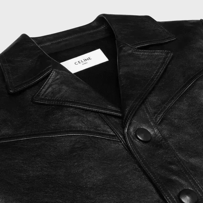 Rakt skuren blousonjacka i vaxat lammskinn Rakt skuren blousonjacka i vaxat lammskinn