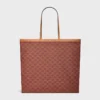 Stor platt shopper i Triomphe Canvas