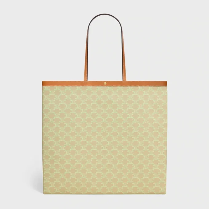 Stor platt shopper i Triomphe Canvas Stor platt shopper i Triomphe Canvas