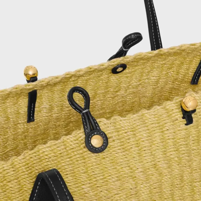Stor Triomphe-pärlkorg i sisal och kalvskinn Stor Triomphe-pärlkorg i sisal och kalvskinn