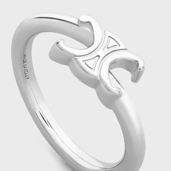 Triomphe asymmetrisk ring i mässing med rodiumfinish Triomphe asymmetrisk ring i mässing med rodiumfinish